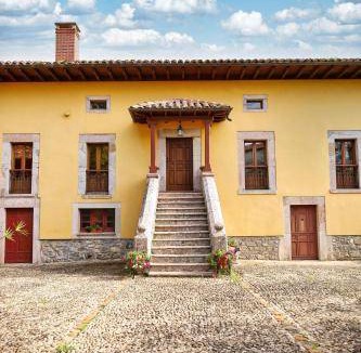 Margolles House | 206 m² House ∙ 4 bedrooms ∙ 8 guests