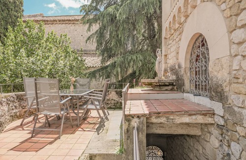 Besalu House | 208 m² House ∙ 5 bedrooms ∙ 10 guests