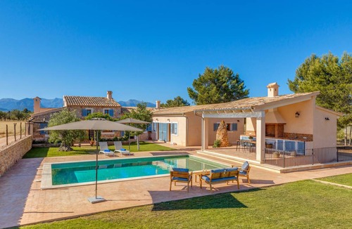 Sencelles House | 210 m² Finca ∙ 5 bedrooms ∙ 10 guests
