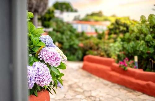 Santa Barbara House | 210 m² House ∙ 3 bedrooms ∙ 5 guests