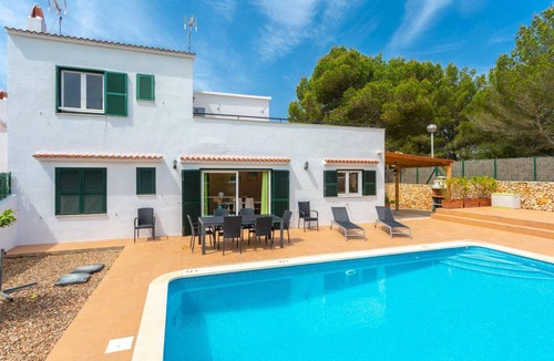 Serpentona Villa | 215 m² Villa ∙ 3 bedrooms ∙ 6 guests