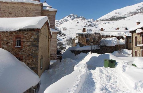 Cremenes Bed & Breakfast | 22 m² Bed and breakfast ∙ 3 guests