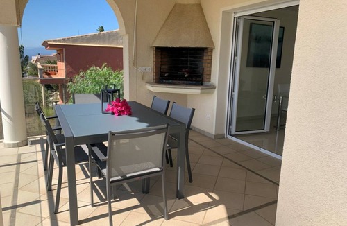 Palau-Saverdera Villa | 220 m² Villa ∙ 3 bedrooms ∙ 6 guests