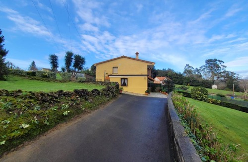 Villaescusa Villa | 220 m² Villa ∙ 4 bedrooms ∙ 9 guests