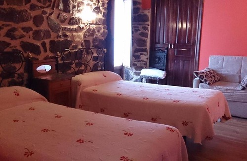 Barbadillo del Pez House | 240 m² House ∙ 6 bedrooms ∙ 17 guests
