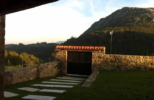 Linares House | 240 m² House ∙ 4 bedrooms ∙ 10 guests