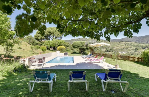 Calella Villa | 240 m² Villa ∙ 6 bedrooms ∙ 14 guests