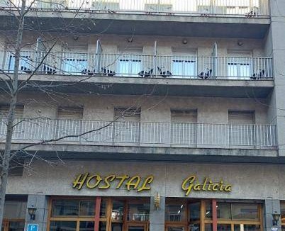 Figueres Bed & Breakfast | 25 m² Bed and breakfast ∙ 3 guests