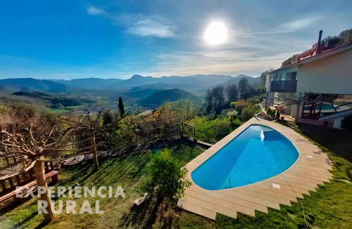 Sant Joan les Fonts House | 250 m² House ∙ 5 bedrooms ∙ 14 guests