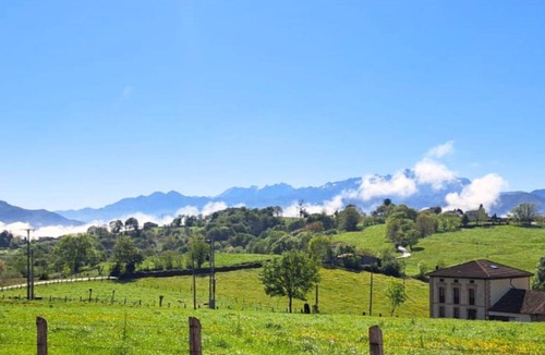 Parres House | 250 m² House ∙ 4 bedrooms ∙ 8 guests