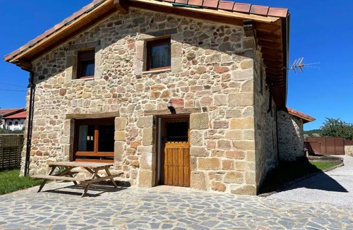 Las Rozas House | 250 m² House ∙ 4 bedrooms ∙ 15 guests