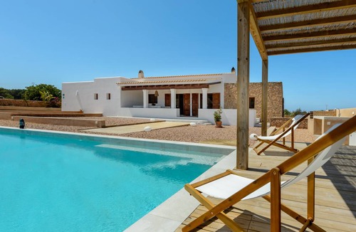 Formentera Villa | 250 m² Villa ∙ 3 bedrooms ∙ 6 guests