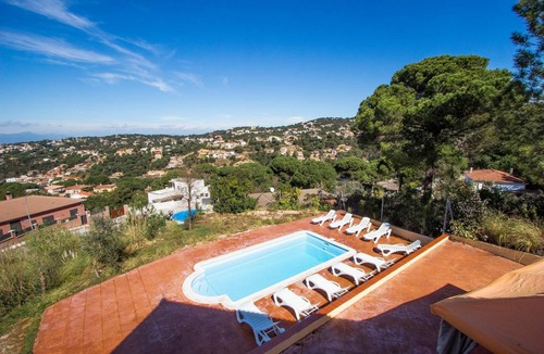 Lloret Blau Villa | 250 m² Villa ∙ 4 bedrooms ∙ 10 guests