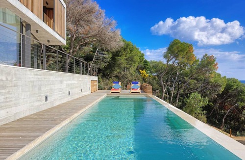 Tamariu House | 253 m² House ∙ 4 bedrooms ∙ 8 guests