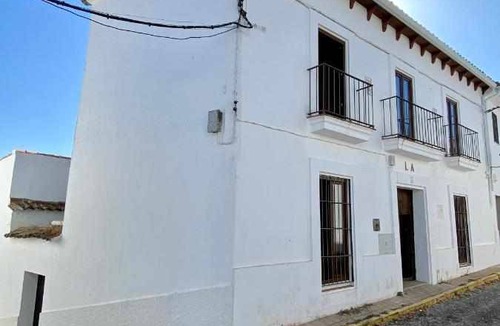 Higuera de la Sierra House | 256 m² House ∙ 4 bedrooms ∙ 8 guests