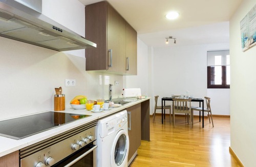 Mataro Apartment | 25km From Barcelona next to the beach and train station.matarolux14