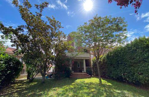 Baranain House | 273 m² House ∙ 6 bedrooms ∙ 11 guests