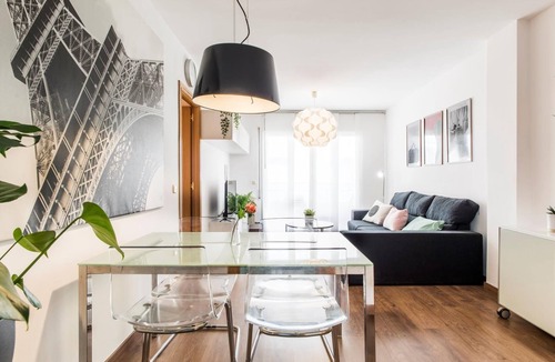 Ainsa Apartment | 28/5000 Modern apartment in Ainsa