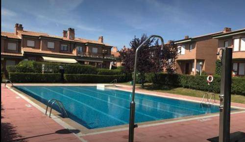 Haro House | 280 m² House ∙ 5 bedrooms ∙ 8 guests