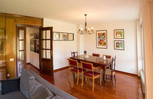 Haro House | 280 m² House ∙ 5 bedrooms ∙ 8 guests
