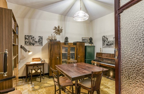 Llagostera House | 287 m² House ∙ 5 bedrooms ∙ 9 guests