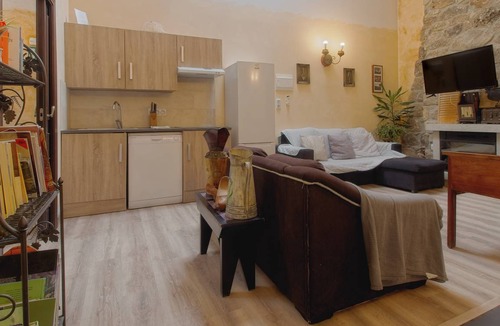 Cobreros House | 290 m² House ∙ 9 bedrooms ∙ 18 guests