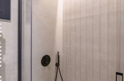 Trafalgar Apartment | 2BR 2BA | Almagro Residence | Quiet Luxury Stay