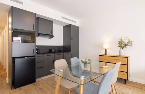 Perchel Sur Apartment | 2BR for 4 Central Malaga Quiet Area by Stay Homy