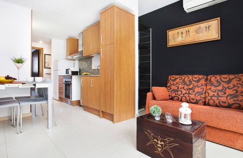 Lloret de Mar Apartment | 2KIS02- Cozy apartment for 4 people with swimming pool located near the beach