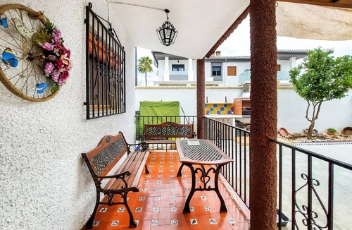 Cullar Vega House | 3 bedroom accommodation in El Ventorrillo