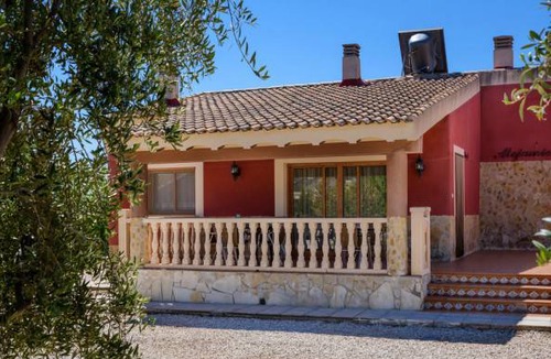 Caravaca de la Cruz House | 3 bedroom accommodation in Caravaca de la cruz