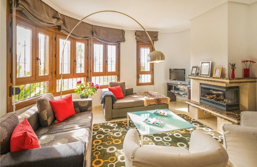 Algorfa House | 3 bedroom accommodation in Algorfa