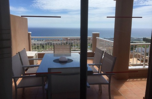 Mojacar Apartment | 3 bedroom apartment, wifi, U.K. television, parking and swimmingpool