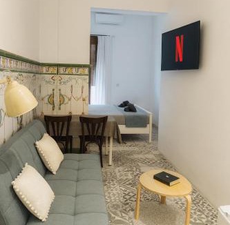 En Corts House | 3-Habitación doble en Ruzafa con baño privado