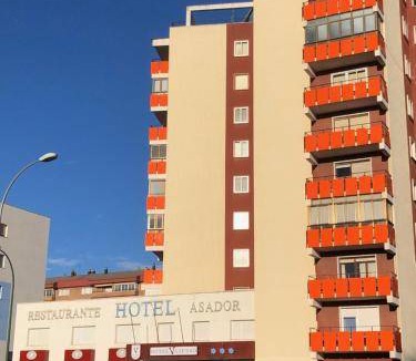 Aranda de Duero Hotel | 30 m² Hotel ∙ 3 guests