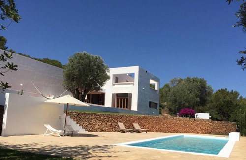 Sant Carles de Peralta House | 300 m² House ∙ 4 bedrooms ∙ 8 guests