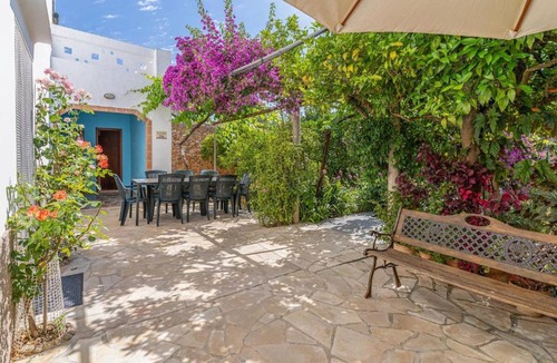 Sant Joan de Labritja Villa | 300 m² Villa ∙ 4 bedrooms ∙ 8 guests
