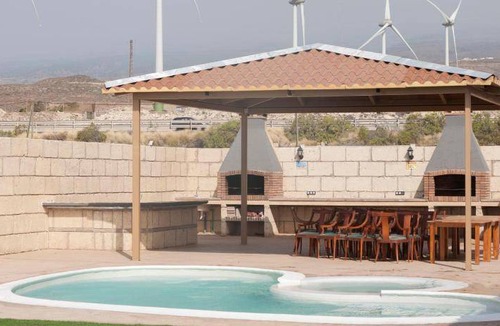 Los Gavilanes House | 300 m² House ∙ 6 bedrooms ∙ 17 guests