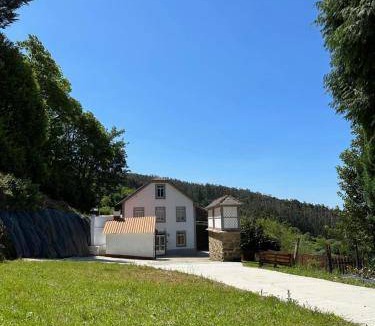 Cedeira House | 300 m² House ∙ 5 bedrooms ∙ 8 guests