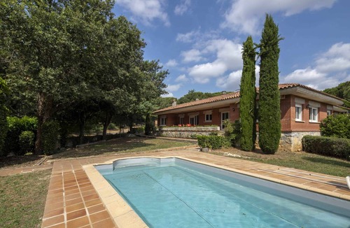 Vilobi d'Onyar House | 300 m² House ∙ 6 bedrooms ∙ 14 guests