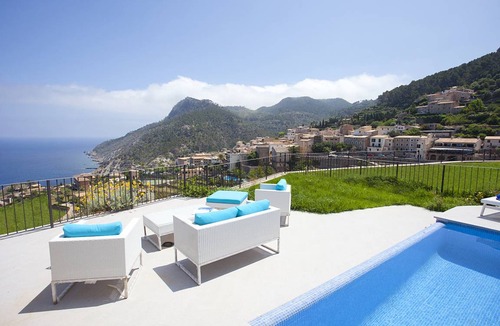 Banyalbufar Villa | 300 m² Villa ∙ 4 bedrooms ∙ 8 guests