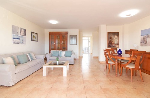 Almarda Ski Chalet | 325 m² Chalet ∙ 4 bedrooms ∙ 8 guests