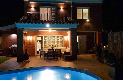 Arenys de Mar Apartment | 329 m² Apartment ∙ 3 bedrooms ∙ 9 guests