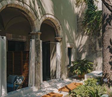 Barri Vell Hotel | 33 m² Hotel ∙ 3 guests