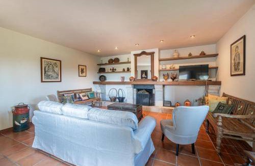 Puente Nuevo Villa | 331 m² Villa ∙ 4 bedrooms ∙ 8 guests