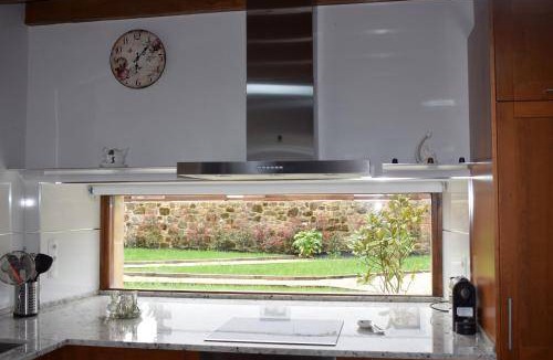 Cartes House | 340 m² House ∙ 5 bedrooms ∙ 10 guests