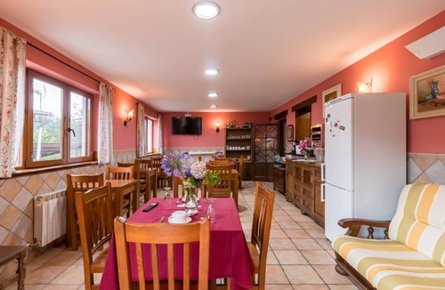 Hazas de Cesto House | 340 m² House ∙ 10 bedrooms ∙ 30 guests