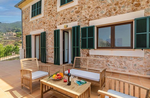 Banyalbufar Villa | 340 m² Villa ∙ 4 bedrooms ∙ 8 guests