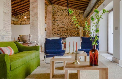 Monesterio Hotel | 35 m² Hotel ∙ 10 guests