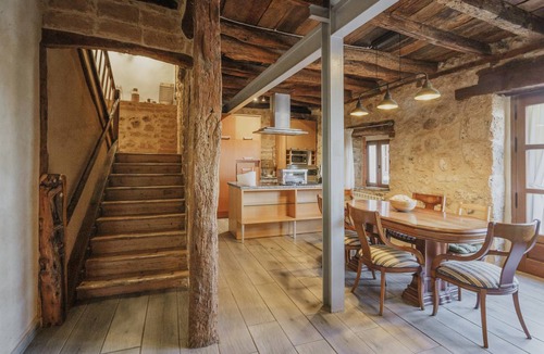 Mambrilla de Castrejon House | 350 m² House ∙ 9 bedrooms ∙ 26 guests